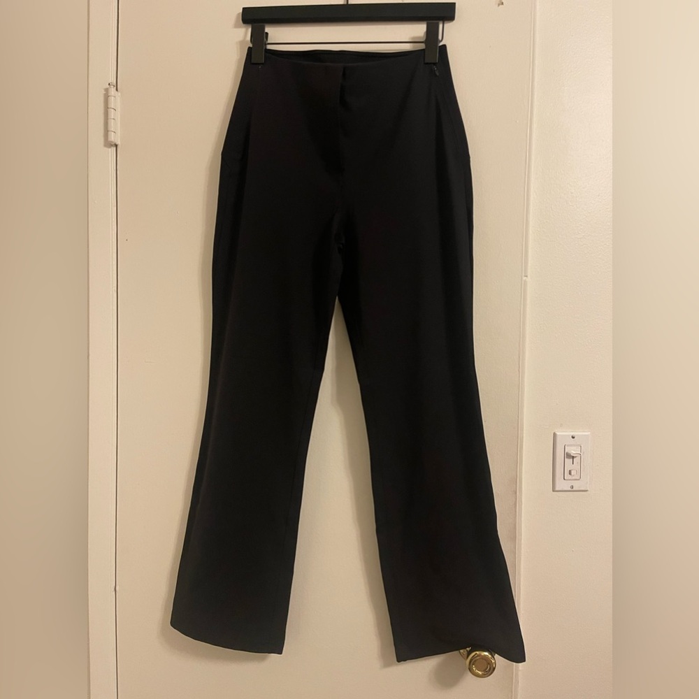 Smooth fit Pull-on High Rise pants